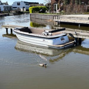 Alternative view of GS 20 Tender