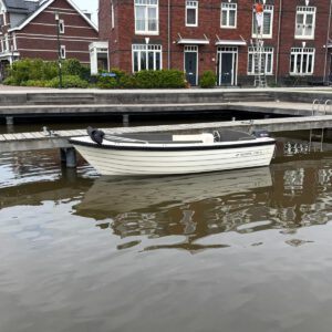 Alternative view of Admiral 470 XL Incl. Trailer